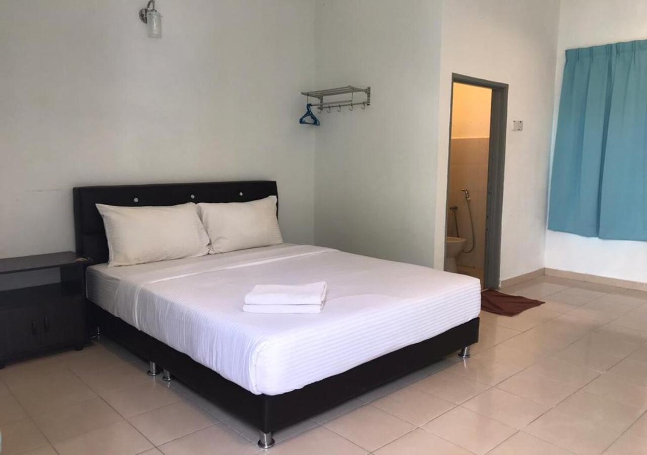 Alpha Motel Pantai Cenang  Esterno foto