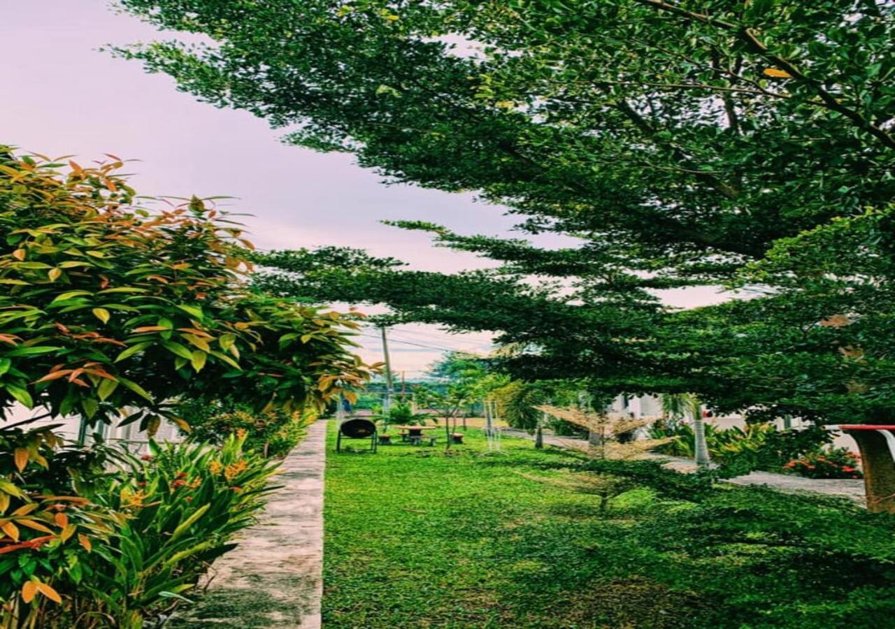 Alpha Motel Pantai Cenang  Esterno foto