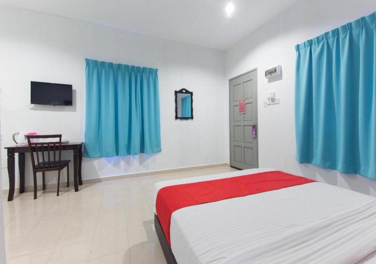Alpha Motel Pantai Cenang  Esterno foto