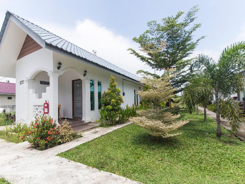 Alpha Motel Pantai Cenang  Esterno foto